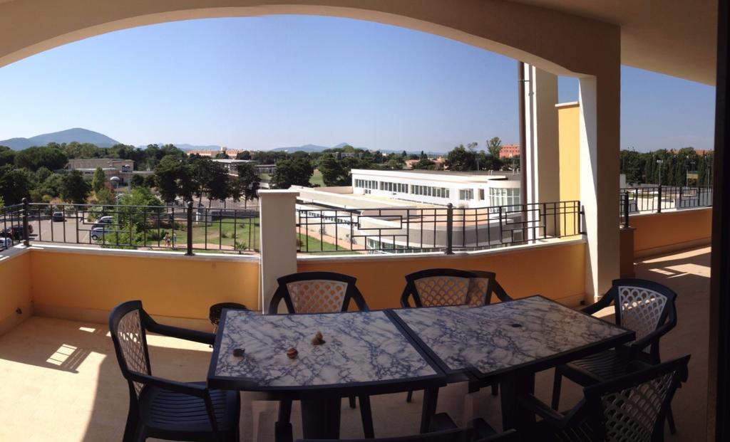 Regina Apartments Alghero Værelse billede