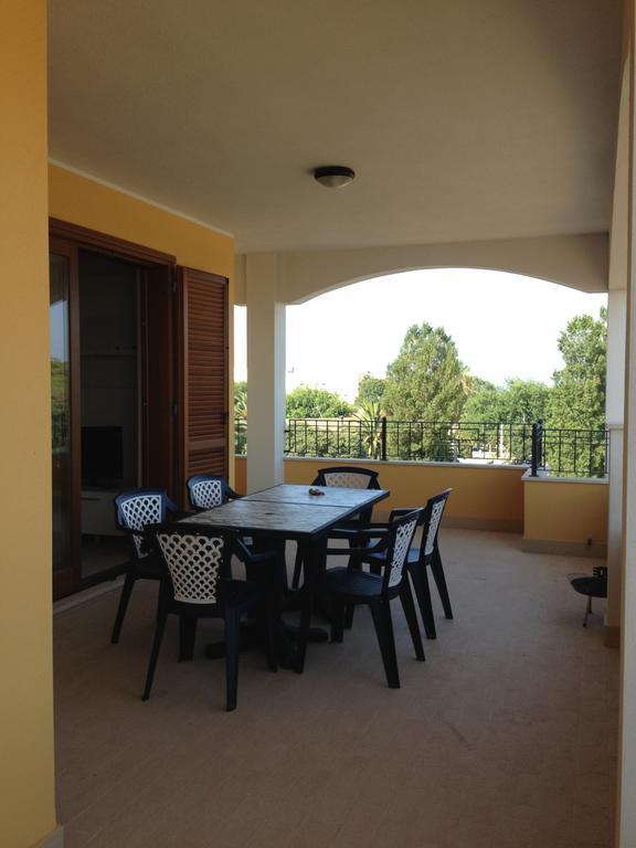 Regina Apartments Alghero Værelse billede